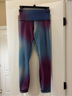 Women’s Polka Dot Leggings - Size 6
